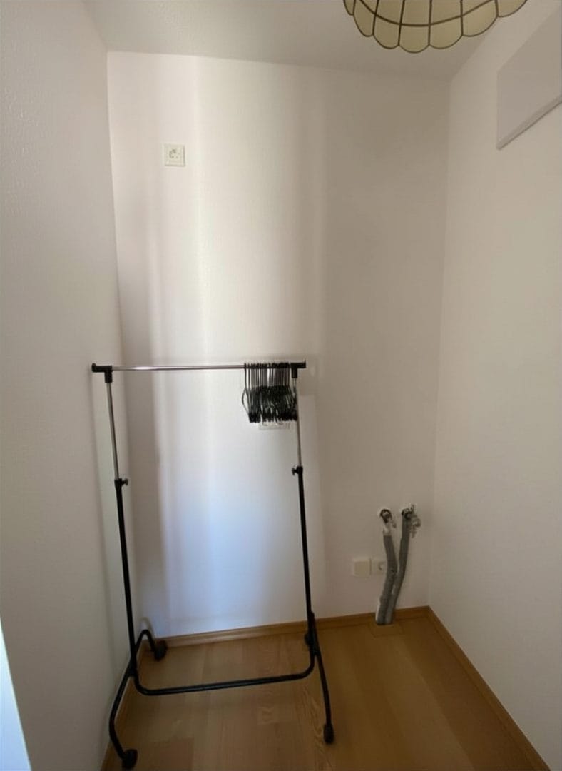 Küchenanschlüsse/Abstellbereich